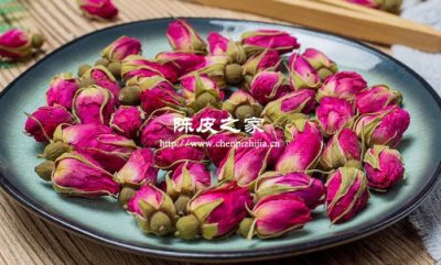 桑椹玫瑰花陈皮泡水的功效