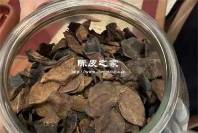陈皮放冰箱变黑了还能泡水喝吗