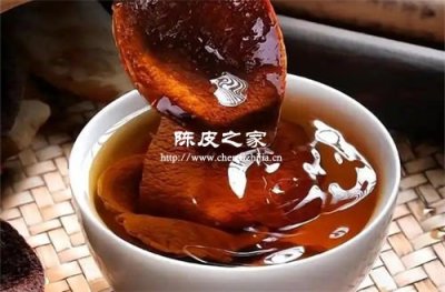 十五年陈皮煮出来是什么颜色